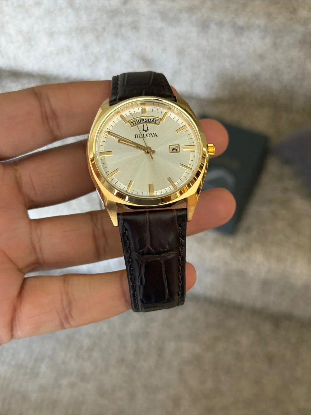 Bulova classic gold -Tone Dress Watch with Brown Leather Strap daydate